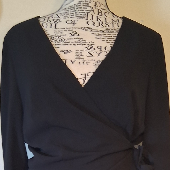 Gainni Bini Black Wrap Dress Size M / P2P 18 - Picture 6 of 10